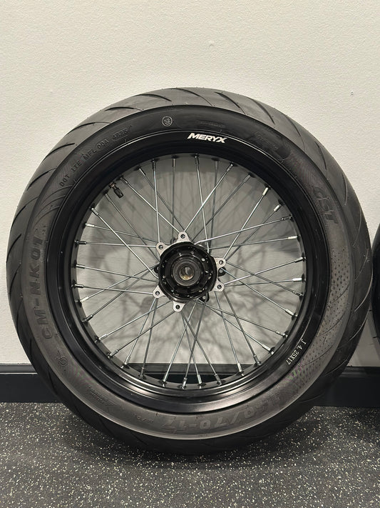17" Wide Ultra Bee Supermoto - Silver Spokes