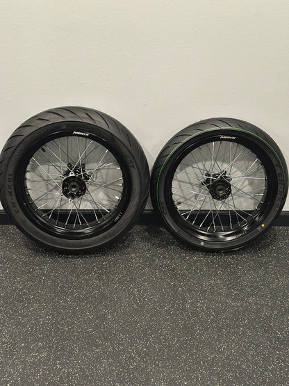 17" Wide Ultra Bee Supermoto - Silver Spokes